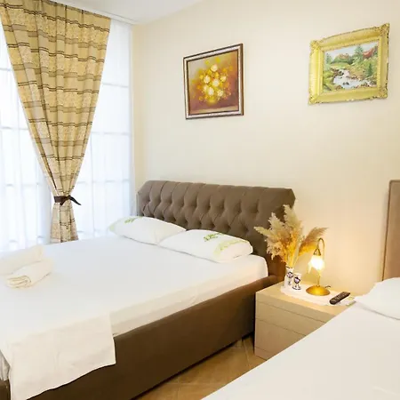 Todo Apartements * Dıraç